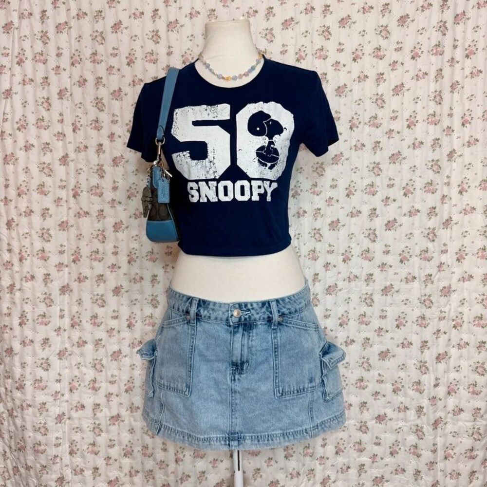 Navy Blue Snoopy Graphic T Shirt Women’s Small Peanuts Tee Y2K